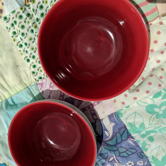 SOLD Le Creuset Multi Bowl Set of 2 - Picture 3 of 4